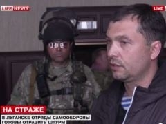 Бойцы луганского сопротивления готовятся отразить штурм силовиков