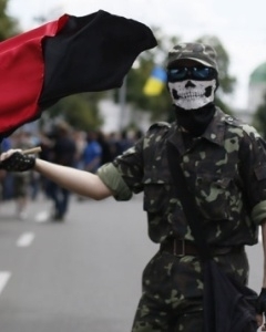 Украина между революцией и контрреволюцией